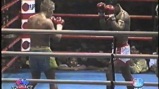 Jomhod Kiatadisak VS Ramon Dekkers Championship [upl. by Egroej]