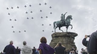 Windsor 87 Aircraft Flypast Queens Diamond Jubilee [upl. by Felton]