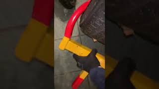 How to remove a bailiffs wheel clamp in 10 seconds [upl. by Luigino]