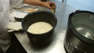 How To Cook Sushi Rice amp Prepare Sushi Rice Vinegar [upl. by Peterus]