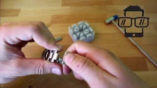 Uhrenarmband anpassen German Tutorial [upl. by Sillig]