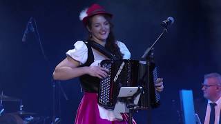 Frédéric BUCH et Myriam THIEBAUT  La valse des Vosges  medley [upl. by Sllew]