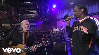 Snoop Dogg  Superman Live on Letterman ft Willie Nelson [upl. by Gunnar]