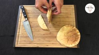 How to cut a pita bread [upl. by Kalagher891]