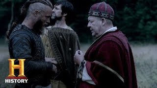 Vikings Ragnar Speaks with King Ecberts Men  History [upl. by Omixam]