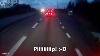 Olyckor och dumheter i trafiken filmat från långtradarens perspektiv [upl. by Attennaej]