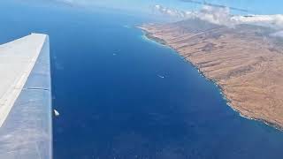 Beautiful Maui Hawaii Approach amp Landing  OGG  Wing View [upl. by Navoj]