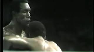 Antonio Cervantes vs Wilfred Benitez [upl. by Whittemore]