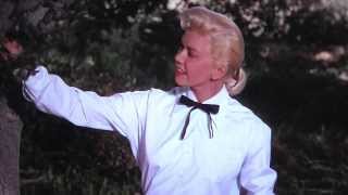 Doris Day sings quotSecret Lovequot from quotCalamity Janequot 1953 [upl. by Romulus]