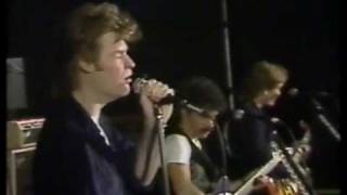 Hall amp Oates  Maneater Live 1983 [upl. by Ogir]