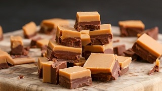 Easy Chocolate Peanut Butter Fudge [upl. by Tdnaltroc14]