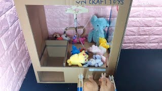 DIY Hydraulic Powered Claw Machine from Cardboard [upl. by Boggs592]