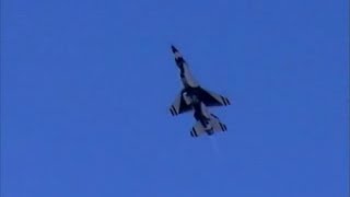 F16 Crash at Air Show a Thunderbirds Display Team Pilot Ejects from Jet Plane at Mountain Home AFB [upl. by Hceicjow]