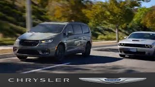 2022 Chrysler Pacifica  Safety Features  Blind Spot Monitoring [upl. by Hoseia177]