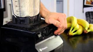 How to make oat flour  Vitamix Blender [upl. by Aekal]