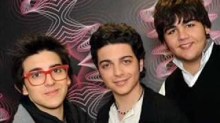 Il Volo  Gianluca Ginoble  La Luna Che Non Ce [upl. by Elleinnod708]